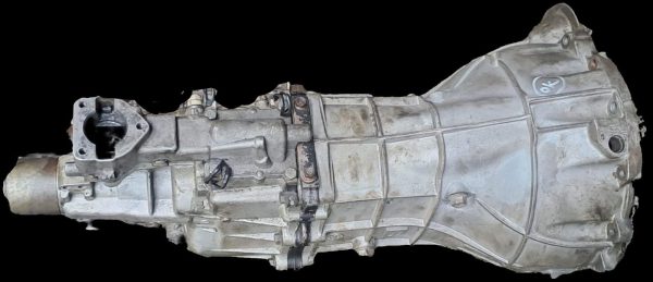 ISUZU 4JB1 Turbo MANUAL GEARBOX FOR SALE 2X4