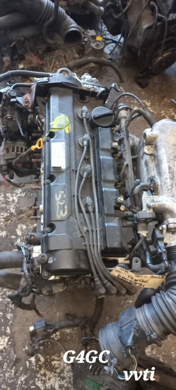 HYUNDAI G4GC 2.0 VVT Engine