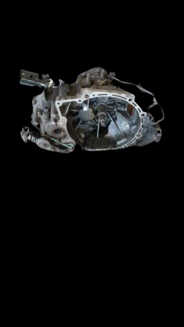MAZDA 626 FS 5SPD GEARBOX