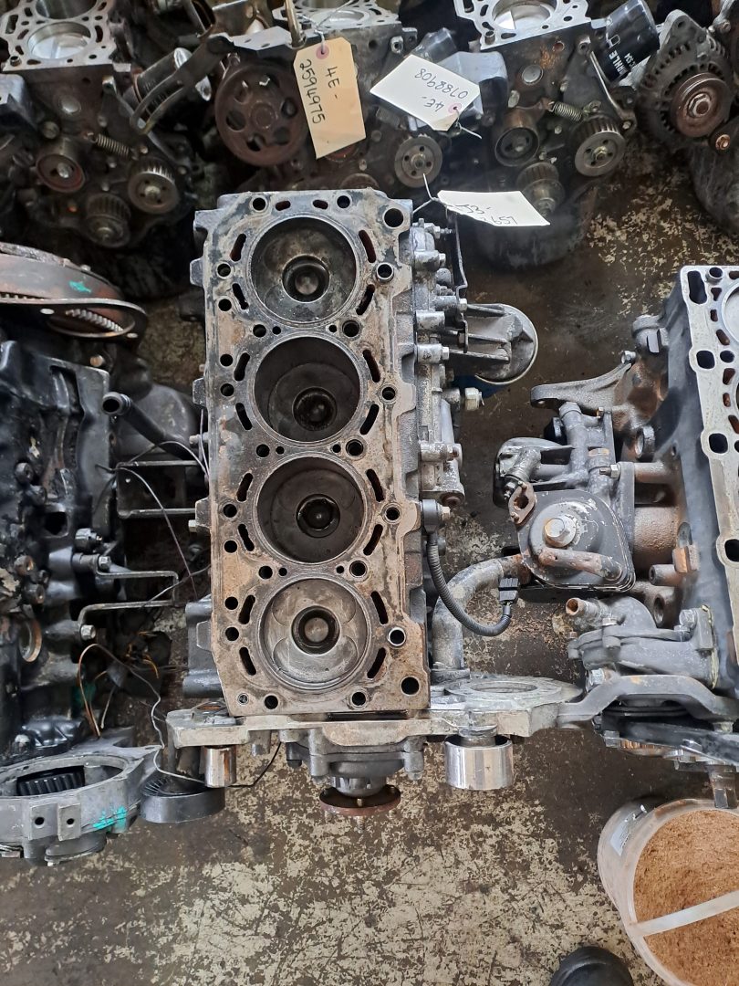 J3 2.9 COMPLETE BLOCK/SUB